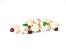 Load image into Gallery viewer, Kris Kringle popcorn